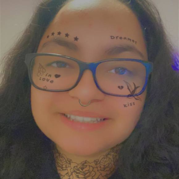 Profile Picture of Brianna Jimenez (@bri_10000) on Poshmark