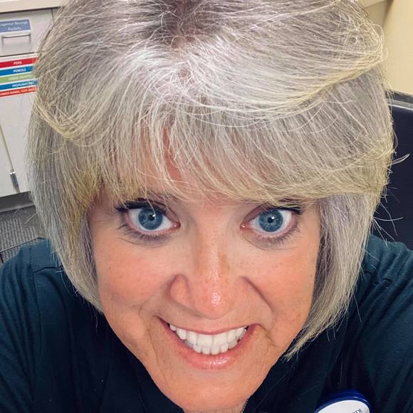 Profile Picture of Joyce Taggart (@joyce_taggart) on Poshmark