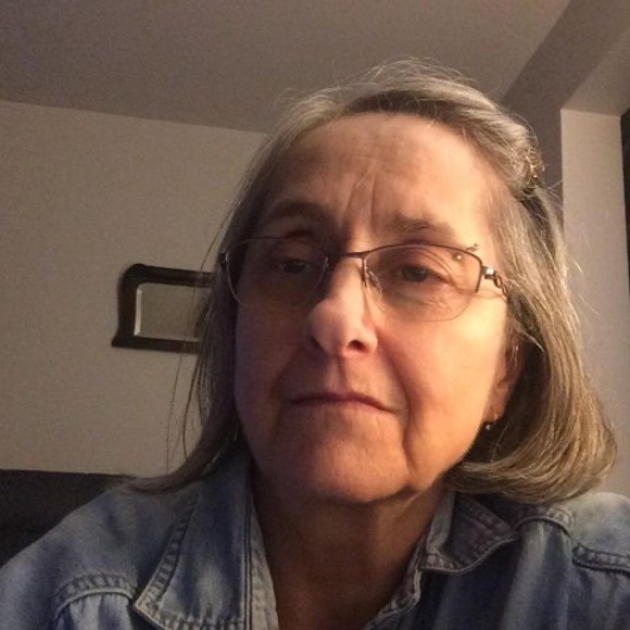 Profile Picture of Françoise Millette (@fan_581) on Poshmark