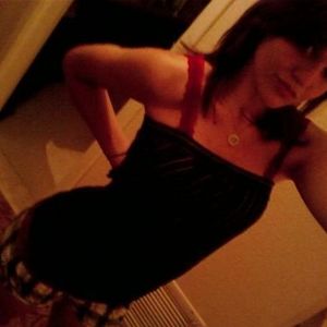 Profile Picture of Jessica Davenport (@xxsoftball4life16xx) on Myspace