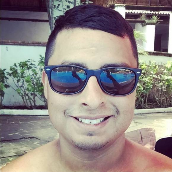 Profile Picture of Saul Jimenez (@saul_jimenezl) on Poshmark