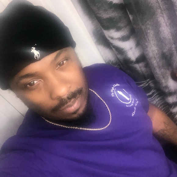 Profile Picture of Frank Allen (@frankrallen) on Poshmark