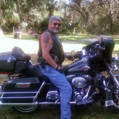 Profile Picture of JOE BRODERICK (@bd2dabn56) on Twitter