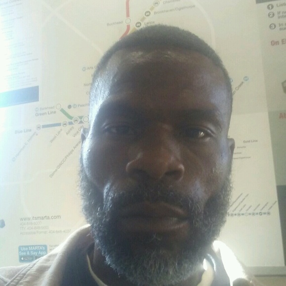 Profile Picture of John Gibson (@jiz73) on Poshmark