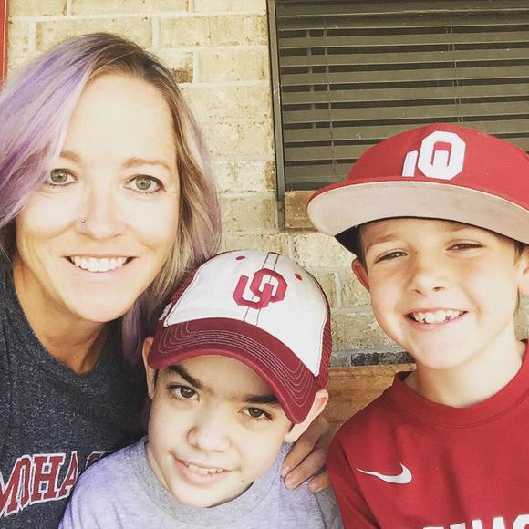 Profile Picture of Shannon Lauen (@lauen247) on Poshmark