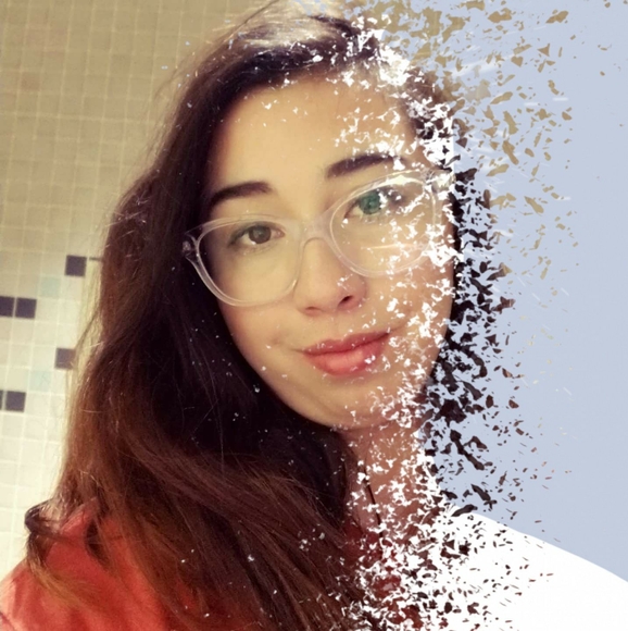 Profile Picture of Vanessa Phillips (@vinylvanessa) on Poshmark