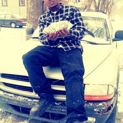 Profile Picture of Jonathan Isom (@99a0e5819513442) on Twitter