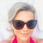 Profile Picture of Sharon Welch (@thebeachydiva) on Instagram