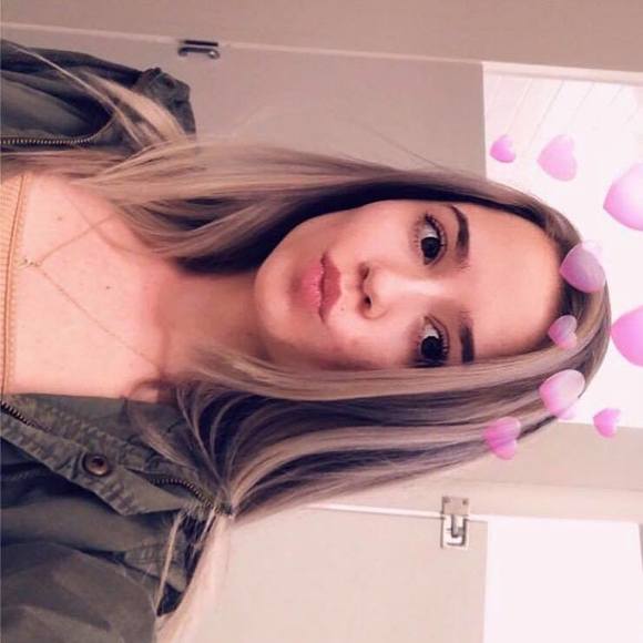 Profile Picture of Cloe Staruch (@elmocloe) on Poshmark