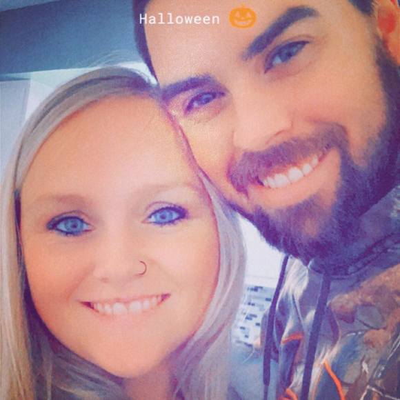 Profile Picture of Alyssa Manning (@whatitsalyssa) on Poshmark