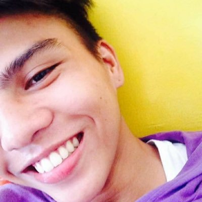 Profile Picture of Andrew Avelino (@pakshet1234) on Twitter