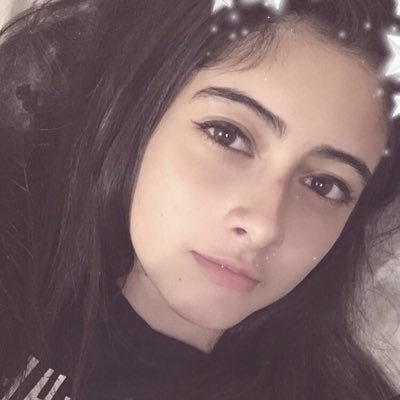 Profile Picture of Emily Rose Olivarez (@Chillsavem) on Twitter