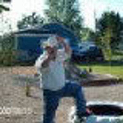 Profile Picture of Michael Schoonover (@MikeySchoonover) on Twitter