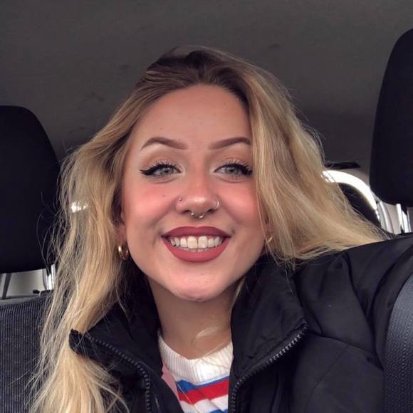 Profile Picture of Josiane Reed (@joreed22) on Poshmark