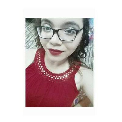 Profile Picture of Isabel Loya (@isabella_loya) on Twitter