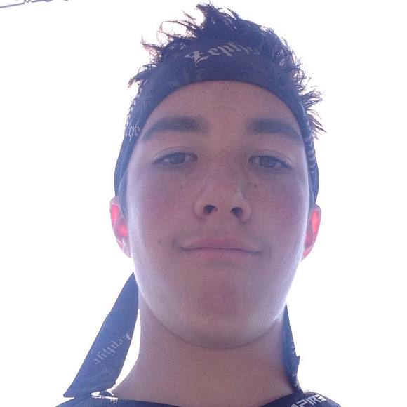 Profile Picture of Ryan Fearon (@ryanfear0n) on Poshmark