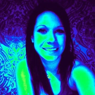 Profile Picture of Roxanne Da Silva (@roxanneyy) on Twitter