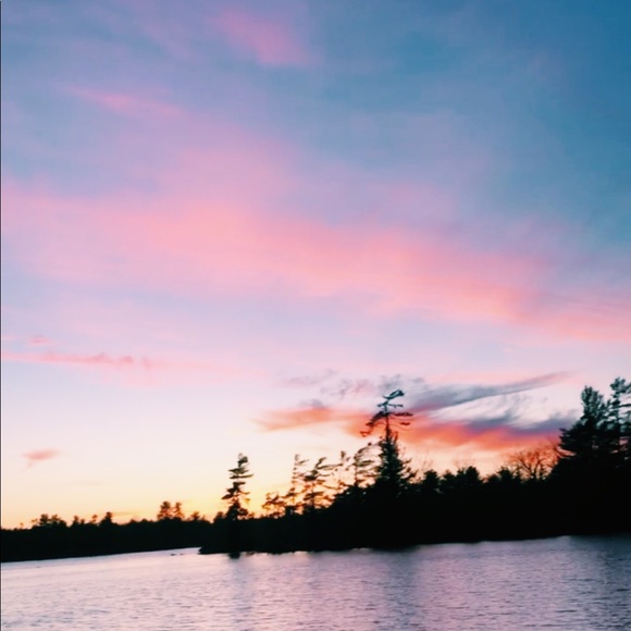 Profile Picture of Ava Plumb (@ava_plumb) on Poshmark