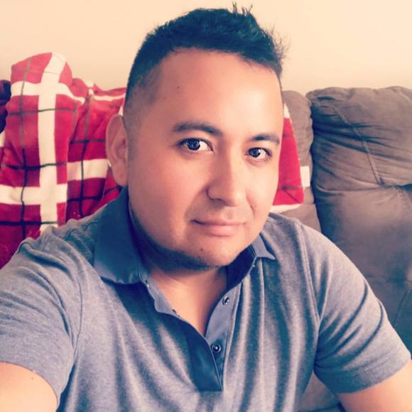 Profile Picture of Alexander sanchez Salome (@salome1986) on Poshmark