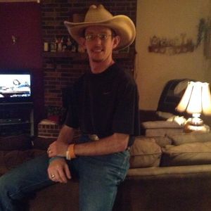 Profile Picture of Matt Huggins (@matthuggins27) on Myspace