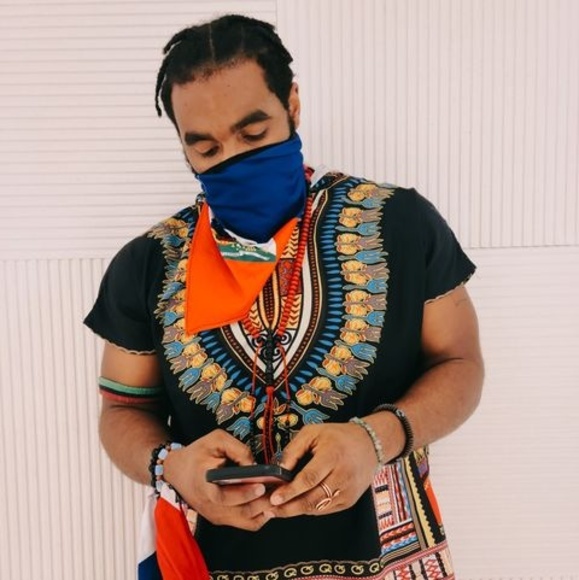 Profile Picture of Hasani Magharibi (@hasanimagharibi) on Poshmark