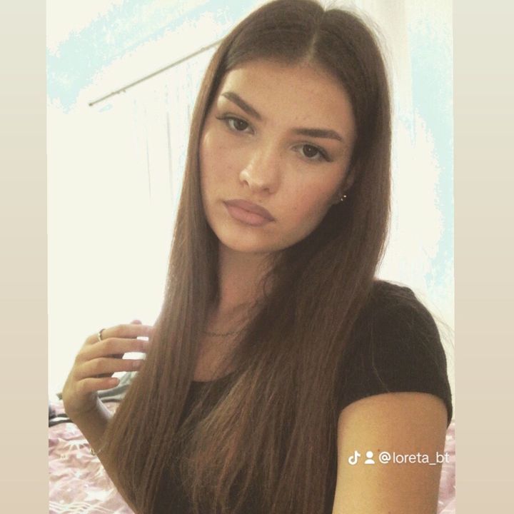 Profile Picture of 𝔏𝔬𝔯𝔢𝔱𝔞 (@loreta_bt) on Tiktok