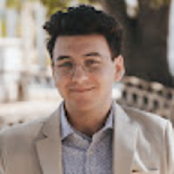 Profile Picture of Hunter Fontenot (@hunterfontenot1) on Poshmark