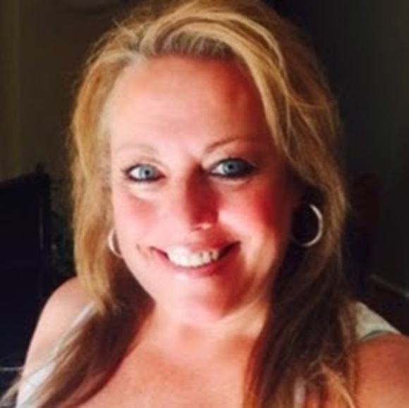 Profile Picture of Maria Sarli (@mms96344) on Poshmark