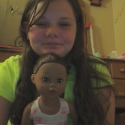 Profile Picture of Olivia Schuster (@OliviaSchuster2) on Twitter