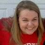 Profile Picture of Hannah Spear (@thehannahspear) on Youtube
