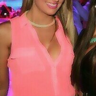 Rocio Chavez Alvarez - Twitter Profile Picture of Rocio Chavez Alvarez (@rociocha04) on Twitter