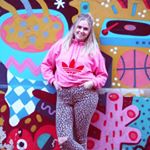 Profile Picture of Danielle | grafisch vormgeving (@studiodaanbanaan) on Instagram