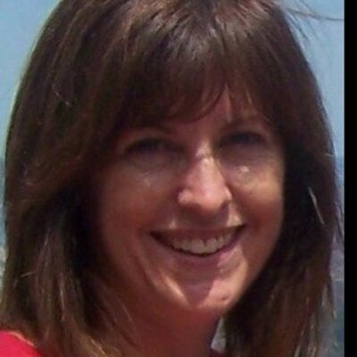 Profile Picture of Cynthia Simpson (@cyn_simpson) on Twitter