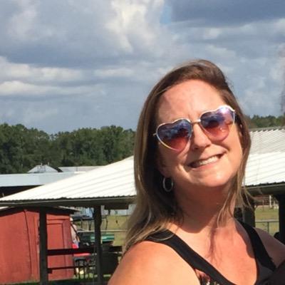 Profile Picture of Jennifer Cox Crowell (@jencoxcrowell) on Twitter