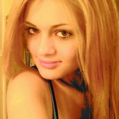 Profile Picture of Ladonna Robbins (@GenevieveNavks) on Twitter