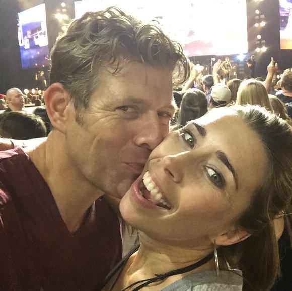 Profile Picture of Angela Fisher (@aj4nu) on Poshmark