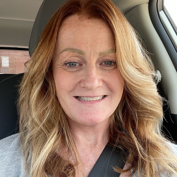 Profile Picture of Jamie Kosier (@jkosier) on Poshmark