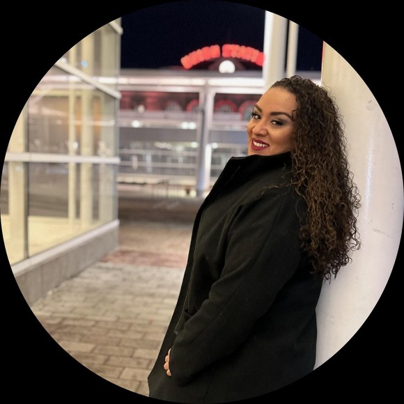 Profile Picture of Miranda Keith (@mkeith0913) on Poshmark