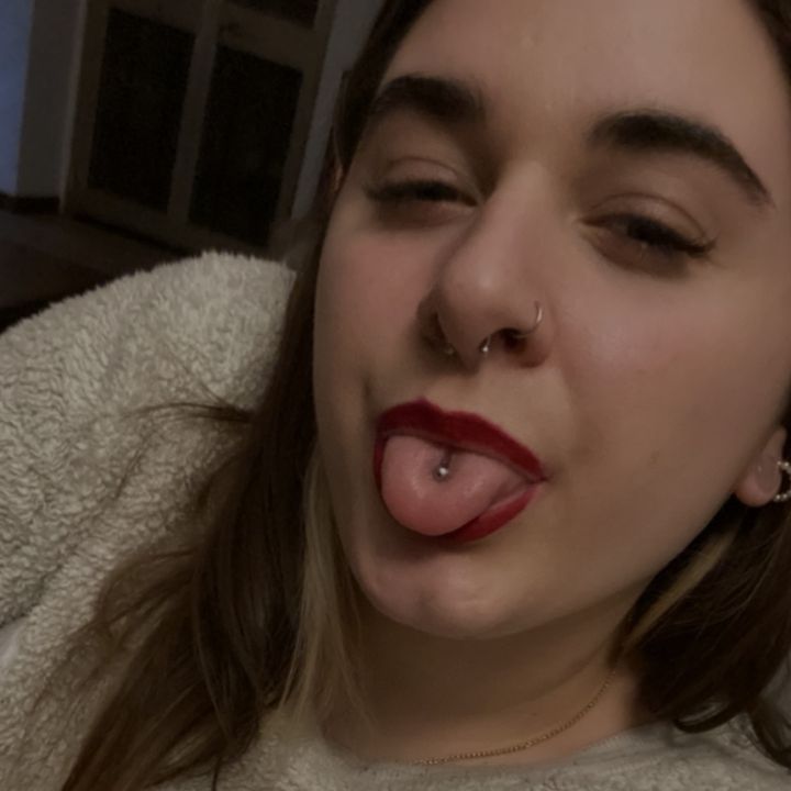 Profile Picture of angiecampagnolo (@angie.campagnolo) on Tiktok