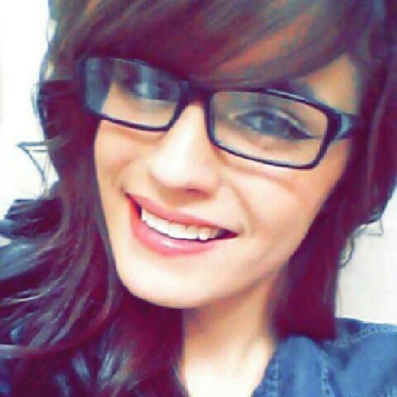 Profile Picture of Brittany Tolmich (@marie_tolmich44) on Poshmark