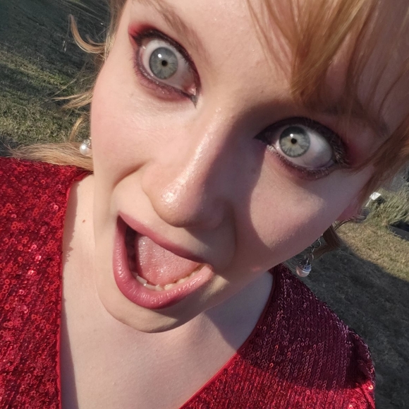 Murphy Murphers - Poshmark Profile Picture of Murphy Murphers (@murphymurphers) on Poshmark