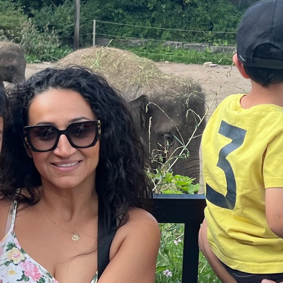 Nora Joseph - Poshmark Profile Picture of Nora Joseph (@noorisaig) on Poshmark