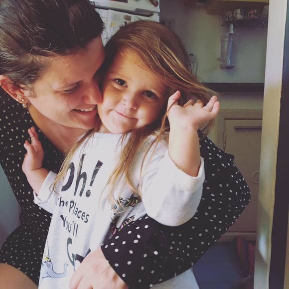 Profile Picture of Fernanda Lisboa (@fernandalisboa) on Poshmark