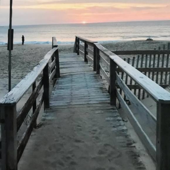 Madeline Mchugh - Poshmark Profile Picture of Madeline Mchugh (@madelinemchu200) on Poshmark