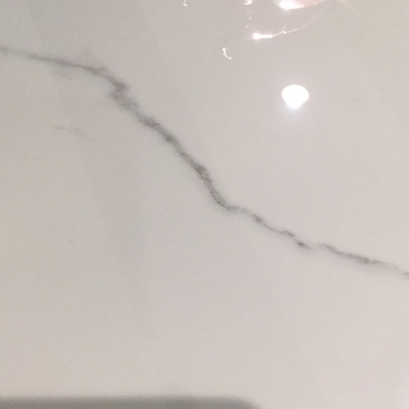 Profile Picture of Anne Ryan (@agd710) on Poshmark