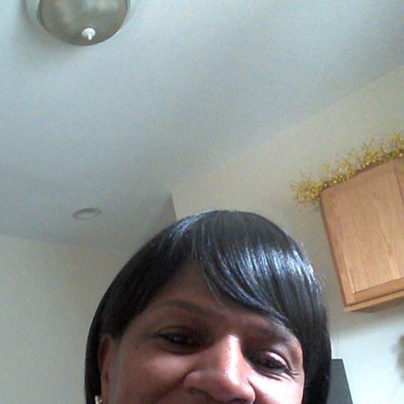 Profile Picture of Twila Hugger (@twilahugger) on Poshmark