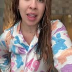 Profile Picture of Laura Bailey (@Laura-Bailey) on Facebook