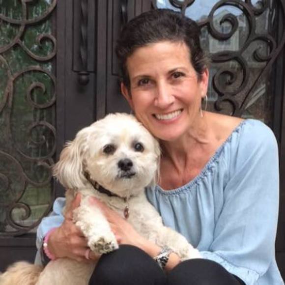 Profile Picture of Nancy Broudy (@nbro7) on Poshmark