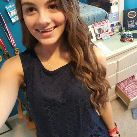 Profile Picture of Brianna Marrone (@bribri_r5) on Poshmark