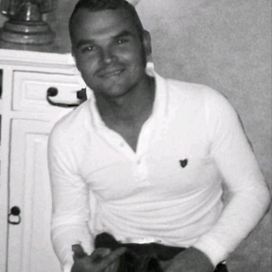 Profile Picture of David couper (@daviecouper) on Tiktok